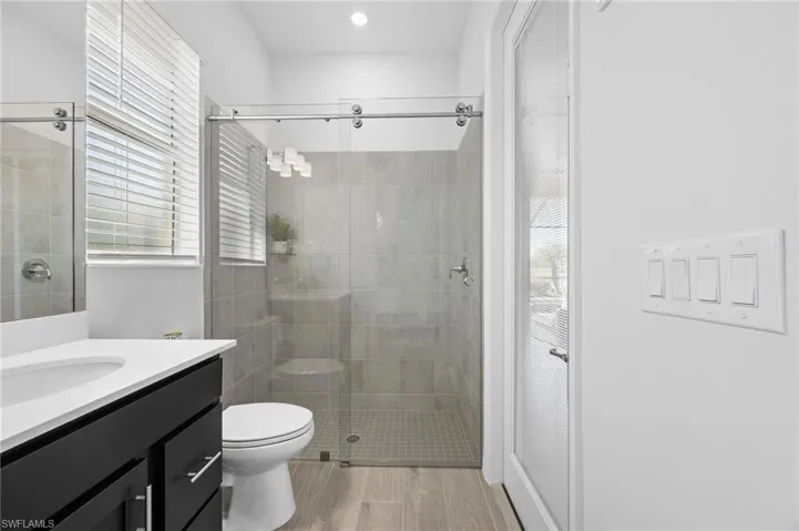 Guest Suite Bathroom