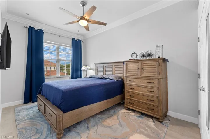 7832  Clemson  ST, Naples, FL 34104