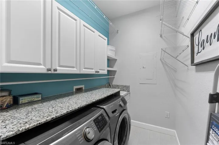 7832  Clemson  ST, Naples, FL 34104