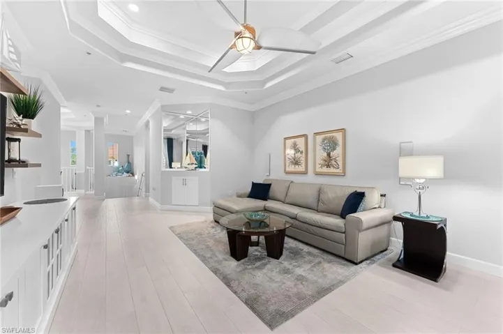 7832  Clemson  ST, Naples, FL 34104