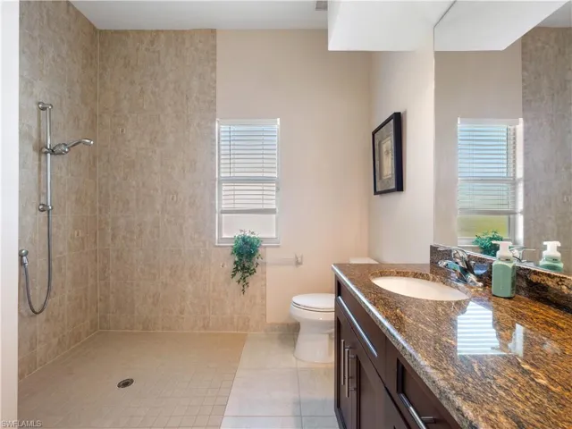 5222 Nautilus Dr, Cape Coral, Florida 33904