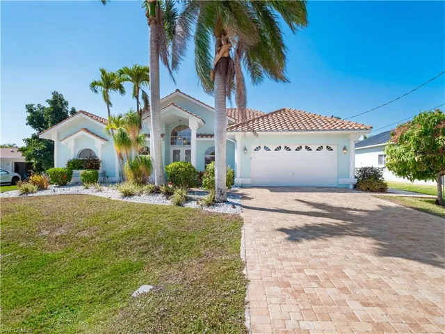 5222 Nautilus Dr, Cape Coral, Florida 33904