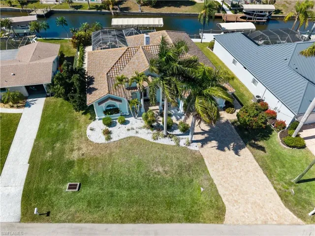 5222 Nautilus Dr, Cape Coral, Florida 33904