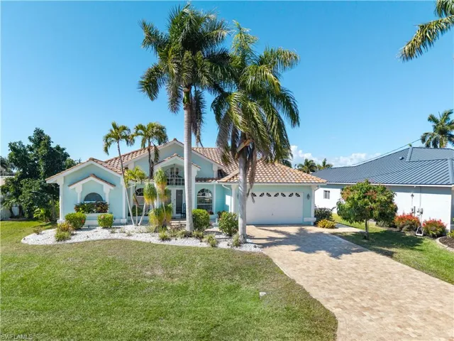 5222 Nautilus Dr, Cape Coral, Florida 33904