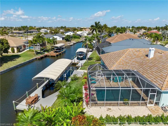 5222 Nautilus Dr, Cape Coral, Florida 33904