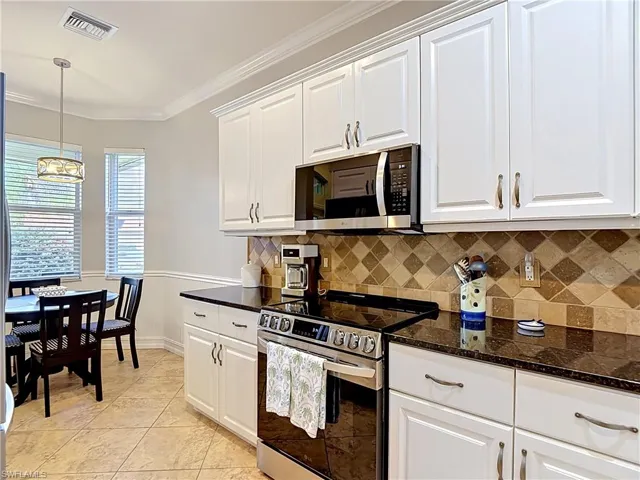 3548 Via Athena, North Fort Myers, Florida 33917