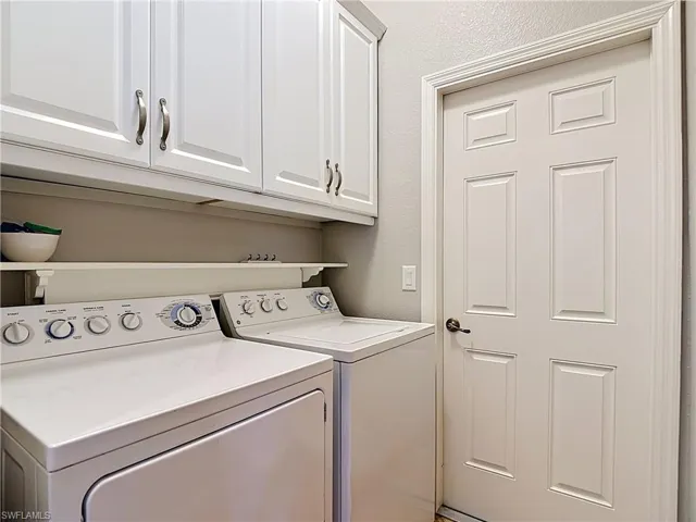 3548 Via Athena, North Fort Myers, Florida 33917