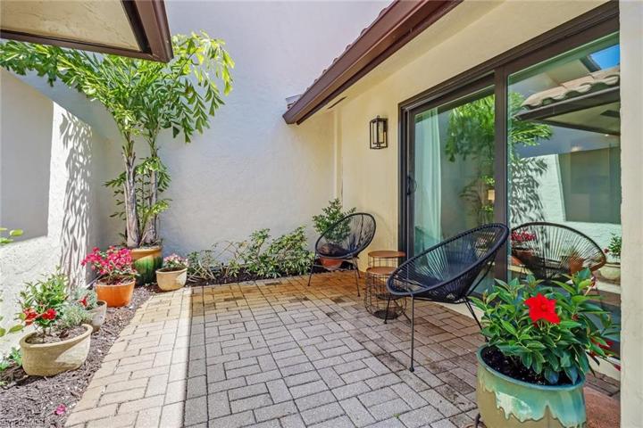 COURTYARD OFF MASTER BEDROOM