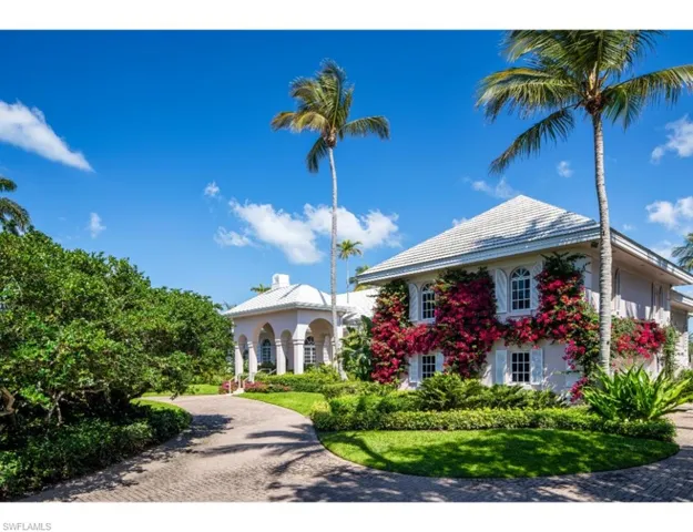 605  Admiralty Parade W , Naples, FL 34102