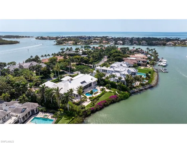 605  Admiralty Parade W , Naples, FL 34102
