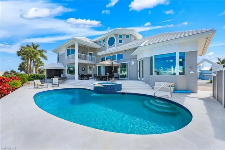 375 Germain Ave, Naples, Florida 34108