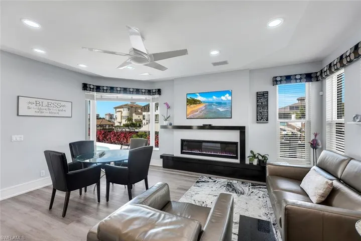375 Germain Ave, Naples, Florida 34108
