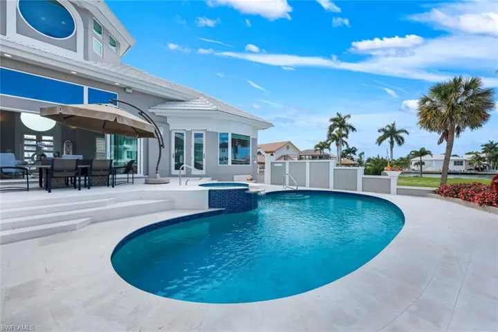 375 Germain Ave, Naples, Florida 34108