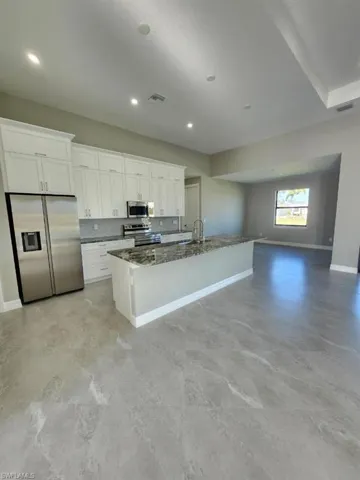 1115 NE 4th  PL, Cape Coral, FL 33909