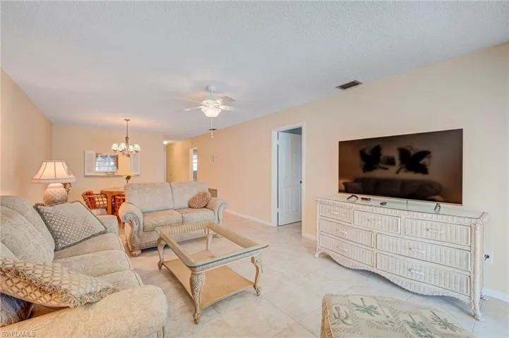 4940 Vincennes St 204, Cape Coral, Florida 33904
