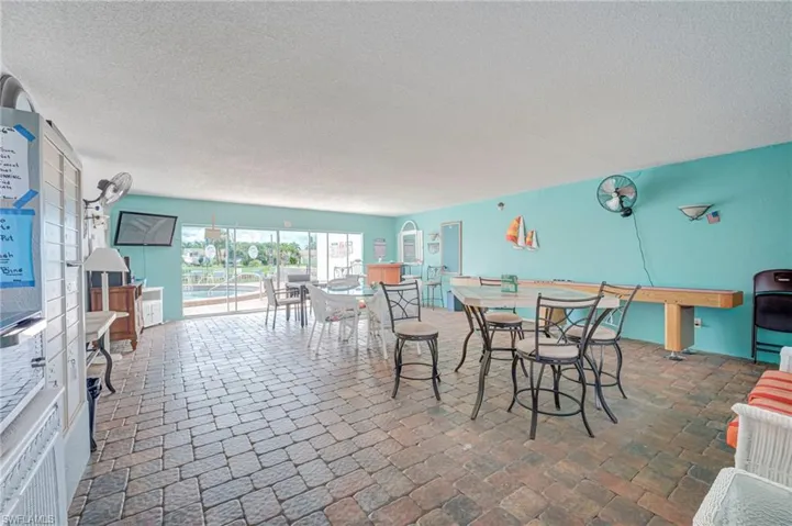 4940 Vincennes St 204, Cape Coral, Florida 33904