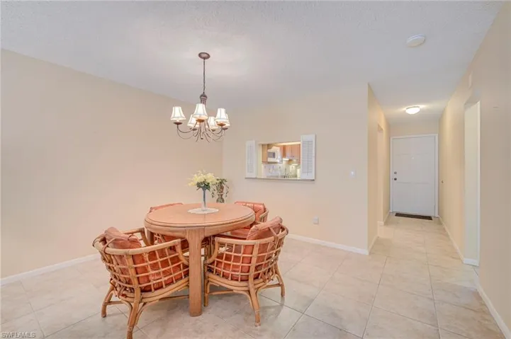 4940 Vincennes St 204, Cape Coral, Florida 33904
