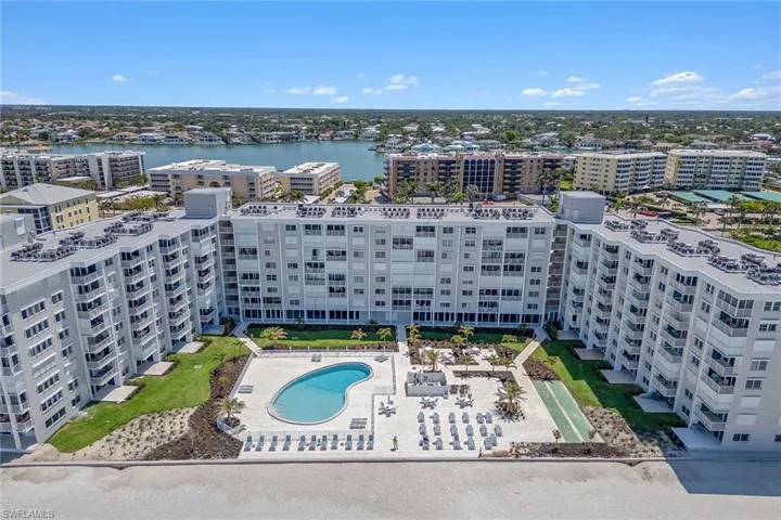 3443  Gulf Shore N BLVD, Naples, FL 34103