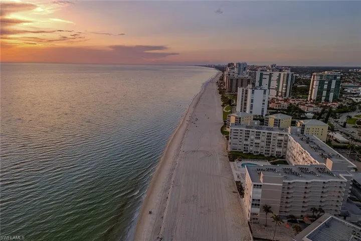 3443  Gulf Shore N BLVD, Naples, FL 34103