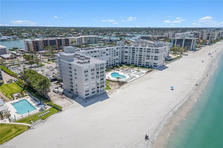 3443  Gulf Shore N BLVD, Naples, FL 34103