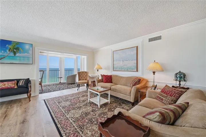3443  Gulf Shore N BLVD, Naples, FL 34103