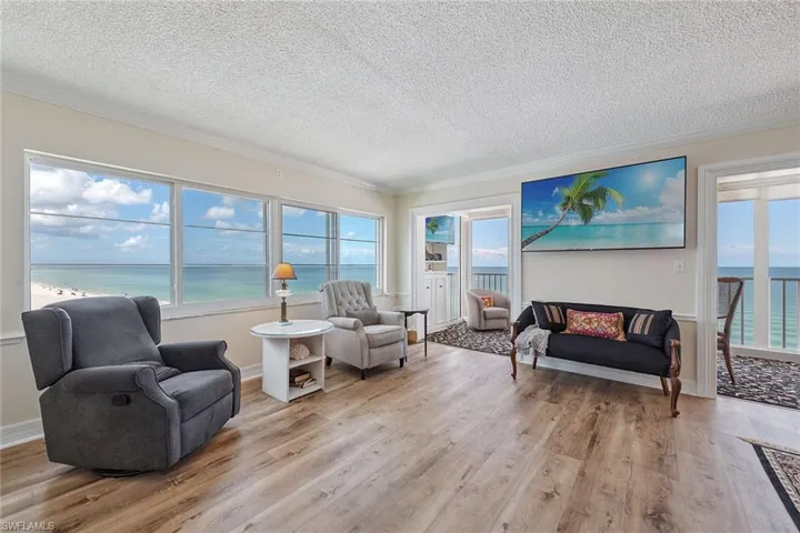3443  Gulf Shore N BLVD, Naples, FL 34103