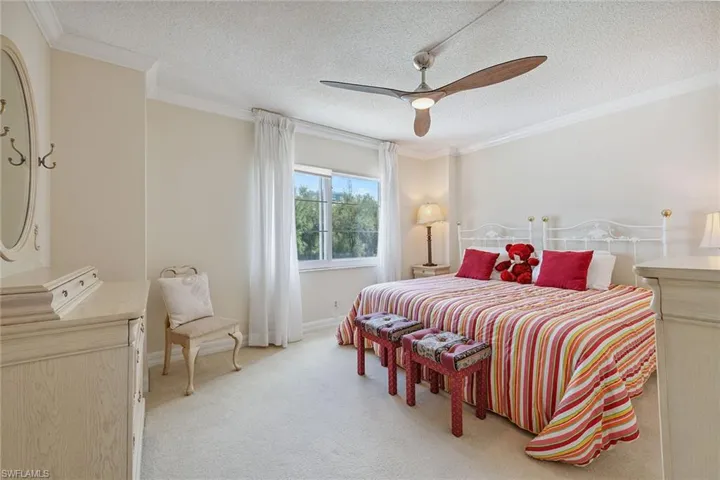 3443  Gulf Shore N BLVD, Naples, FL 34103