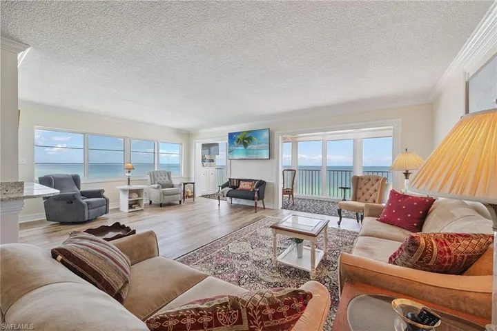 3443  Gulf Shore N BLVD, Naples, FL 34103