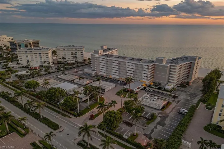 3443  Gulf Shore N BLVD, Naples, FL 34103