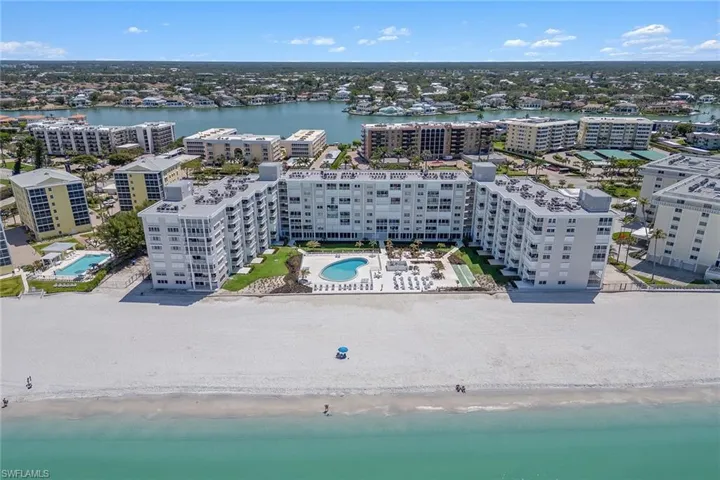 3443  Gulf Shore N BLVD, Naples, FL 34103