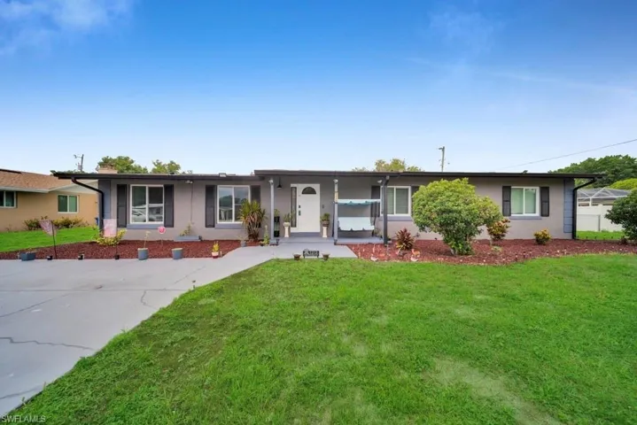 1313 Old Bridge Rd, North Fort Myers, Florida 33917