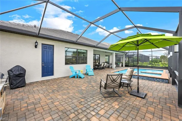 AMPLE space to use your imagination!   Note the blue door has access to the #3 bathroom.