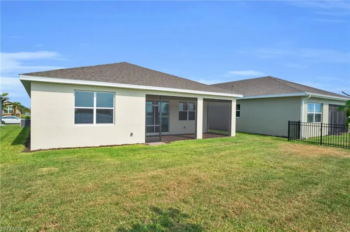 615 Parkshore Lake Ave, Cape Coral Fl 33993