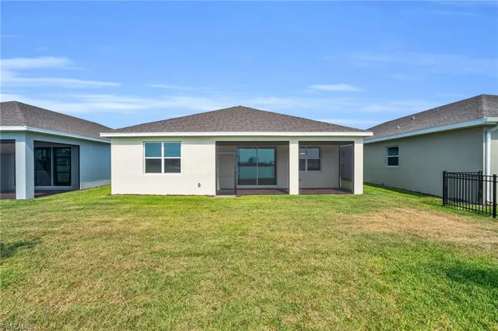 615 Parkshore Lake Ave, Cape Coral Fl 33993