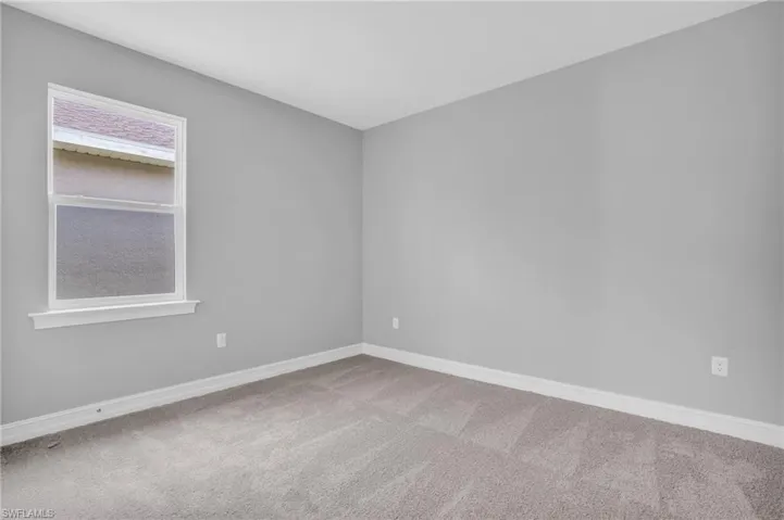 615 Parkshore Lake Ave, Cape Coral Fl 33993