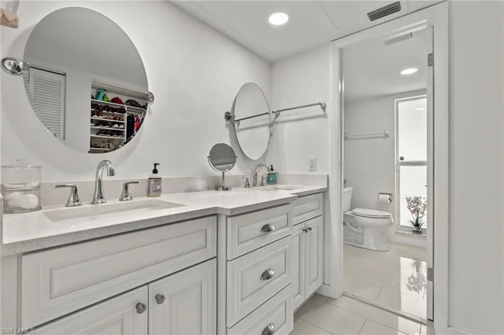 Master Bathroom, dual bowl vanity, and toilet