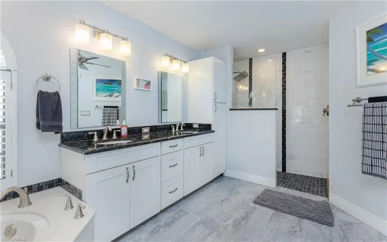 512 SE 33rd  TER, Cape Coral, FL 33904