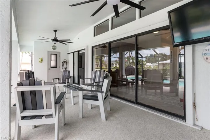 512 SE 33rd  TER, Cape Coral, FL 33904