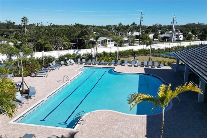 831 Enbrook Loop, Naples, Florida 34114