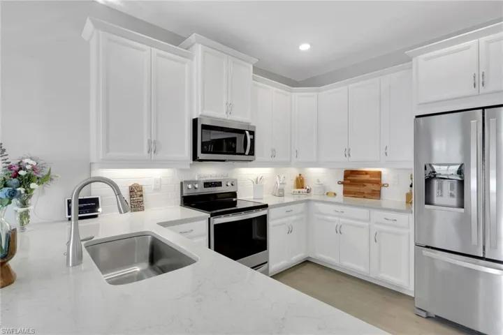 831 Enbrook Loop, Naples, Florida 34114