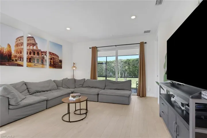 831 Enbrook Loop, Naples, Florida 34114