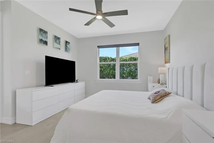 831 Enbrook Loop, Naples, Florida 34114