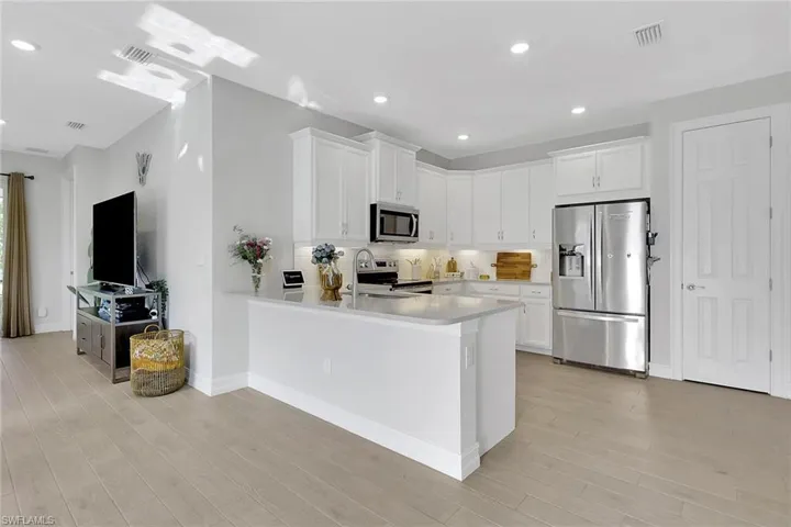 831 Enbrook Loop, Naples, Florida 34114