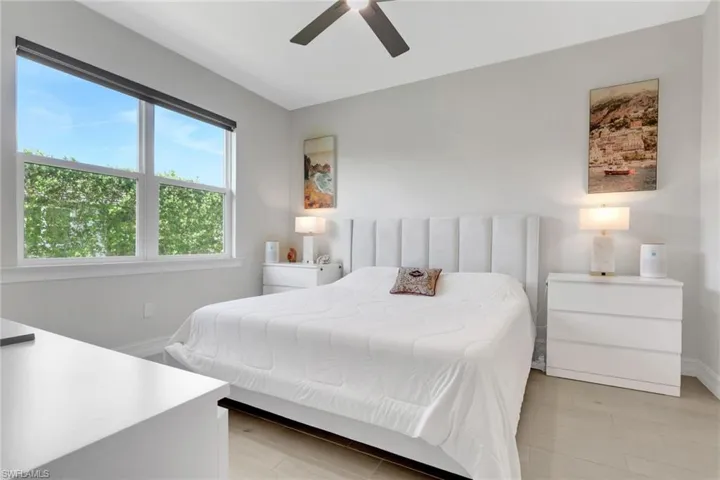 831 Enbrook Loop, Naples, Florida 34114