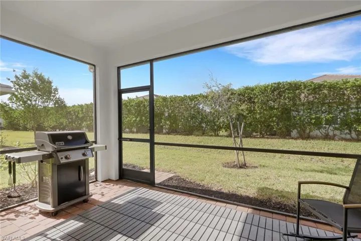 831 Enbrook Loop, Naples, Florida 34114