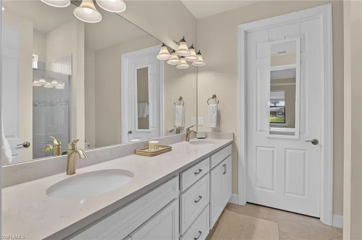 12056 Westmoreland Way, Fort Myers, Florida 33913