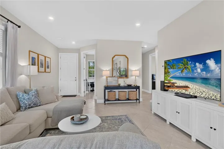 12056 Westmoreland Way, Fort Myers, Florida 33913