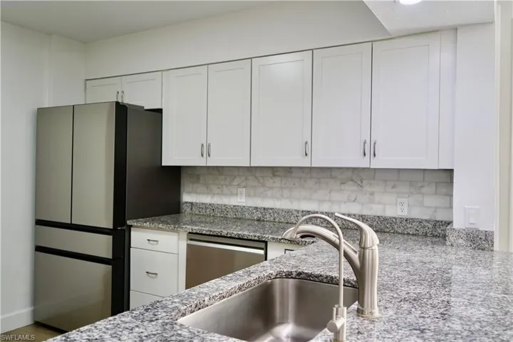 910  Vanderbilt Beach  RD, Naples, FL 34108