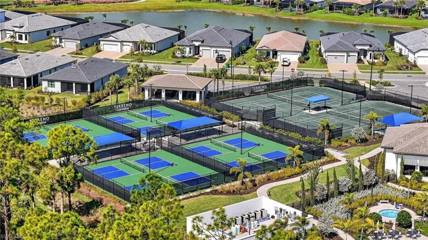 Community Tennis/Pickleball Courts