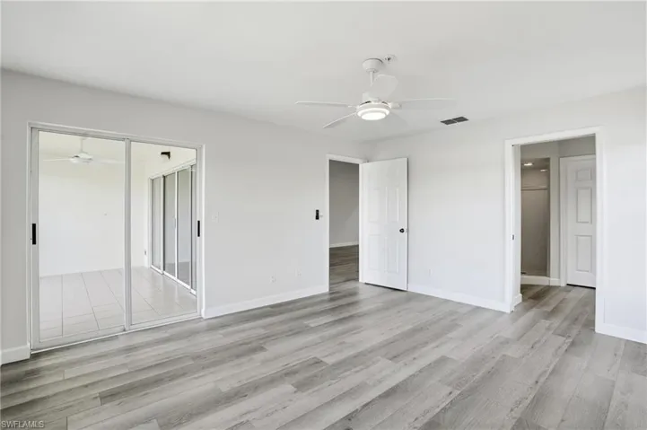 Sliding door to lanai